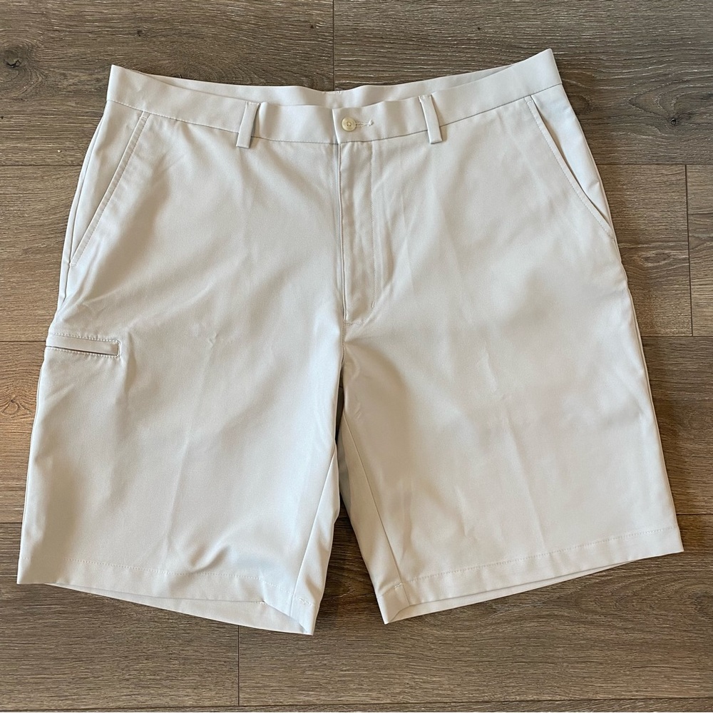 W38 Like New Grand Slam Men's Athletic Golf Shorts Dark Chalk / Cream / Tan 38